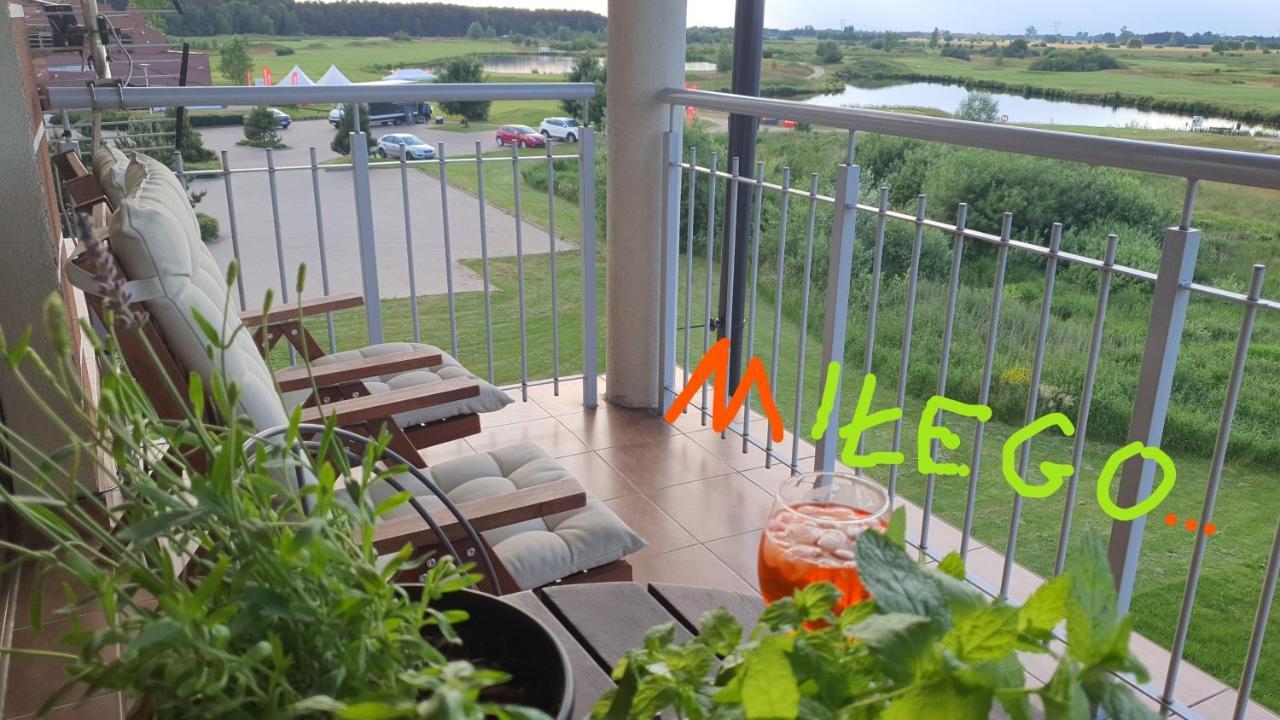 Apartgolf Sobienie Krolewskie Sobienie Szlacheckie Εξωτερικό φωτογραφία
