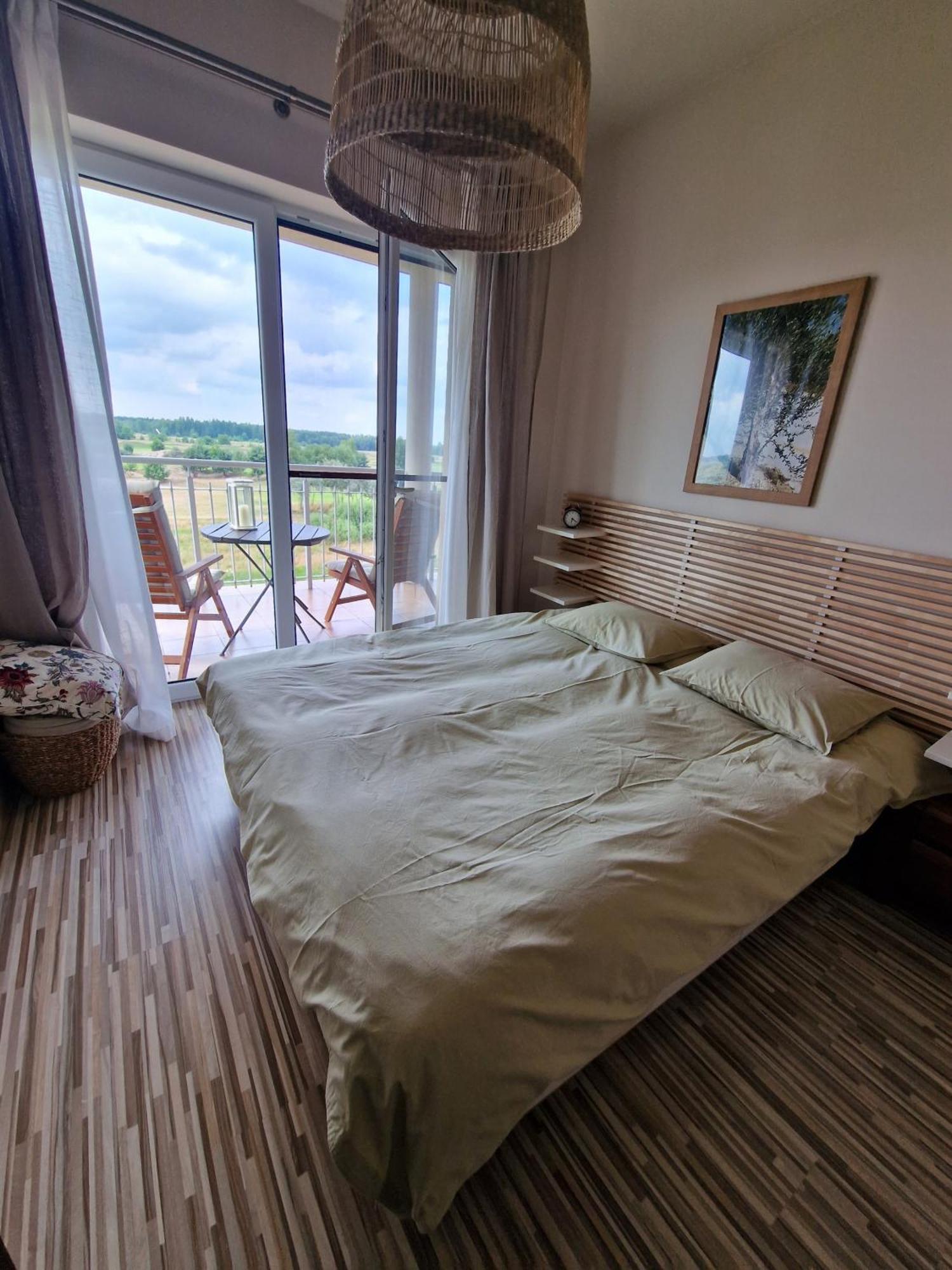 Apartgolf Sobienie Krolewskie Sobienie Szlacheckie Εξωτερικό φωτογραφία